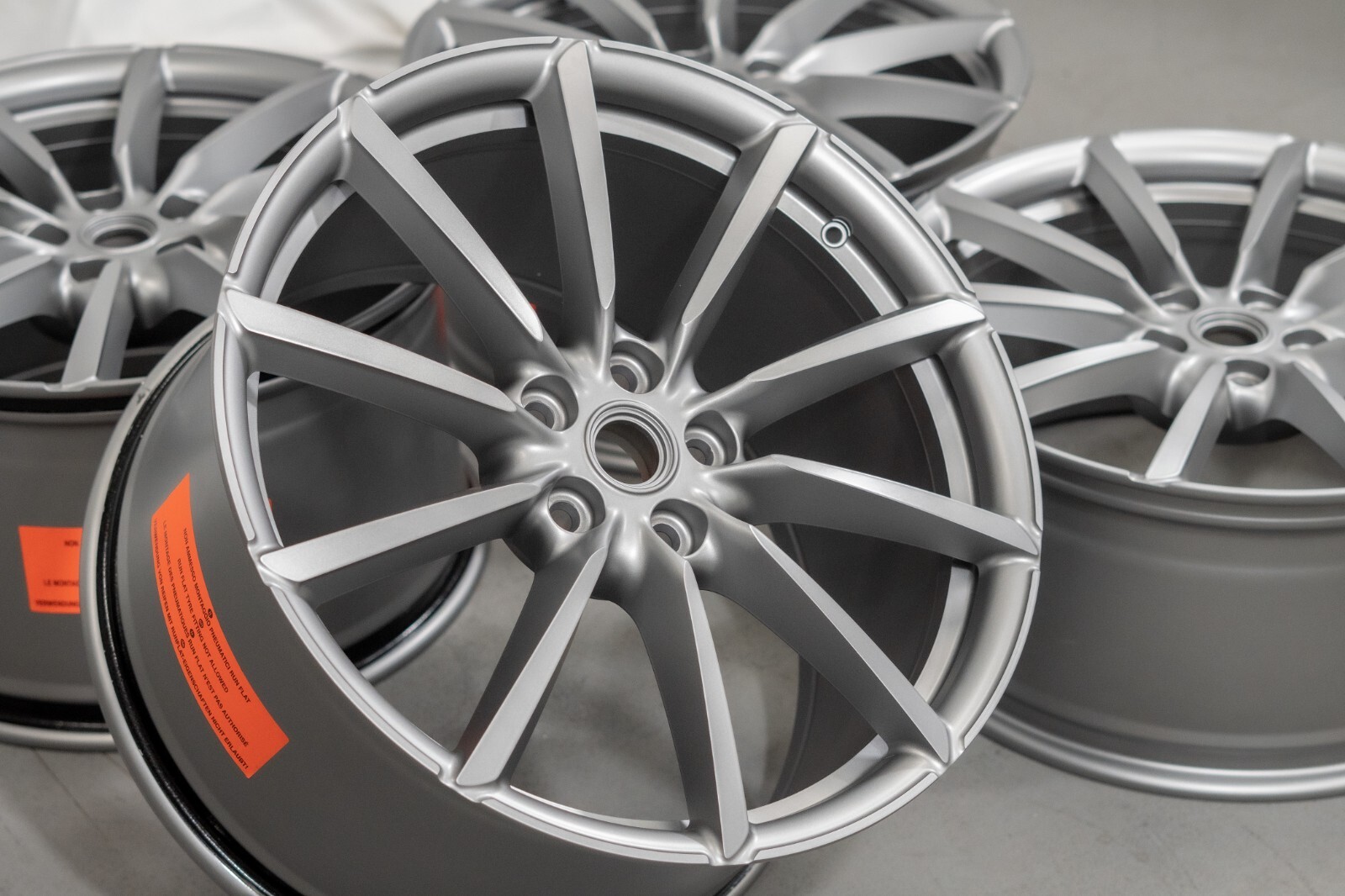 Ferrari F12 Berlinetta 20" inch rim OEM 2013 2014 2015 2016 Forged wheel SET - Image 16