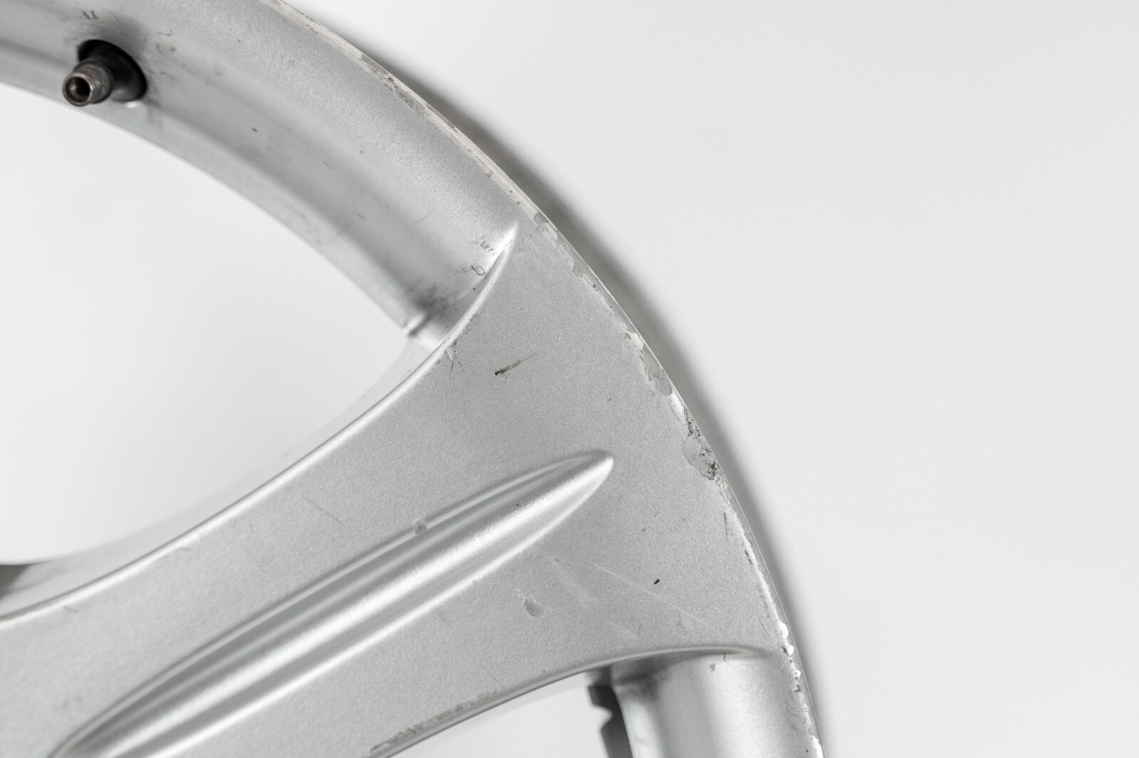 Mercedes CLS500 CLS550 18" inch Front Rim OEM 2006 2007 2008 Genuine Wheel - Image 6