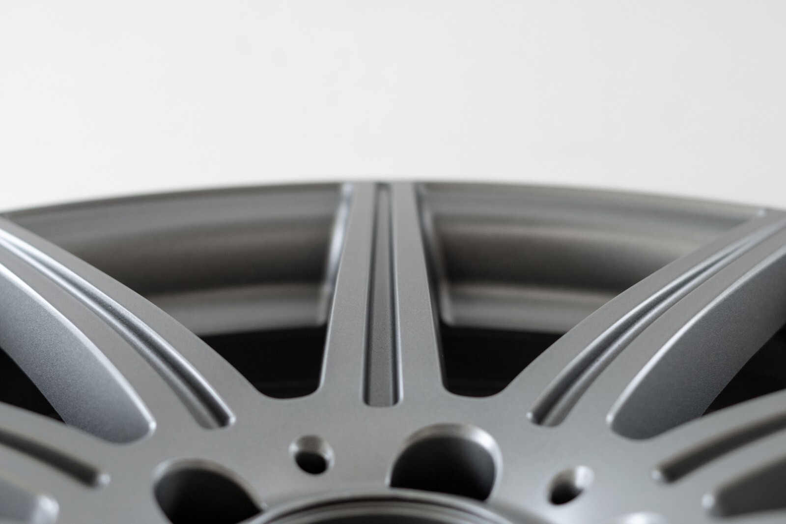 Mercedes E63 E63s AMG 19" inch Rear rim OEM 2009-2016 Genuine Original wheel - Image 13