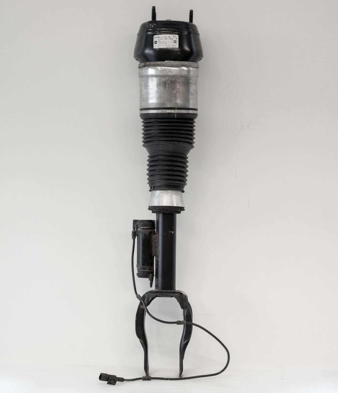 Mercedes ML63 GLE63 AMG Strut Assembly FRONT RIGHT OEM 2012-2019 Shock W166 - Image 8