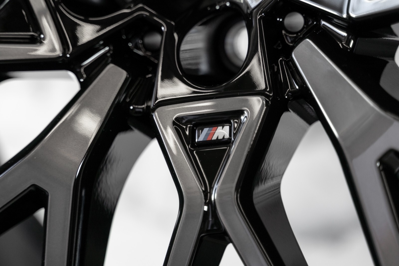 BMW X5M X6M Competition 21" inch Front Rim OEM 2018-2024 818M Forged Wheel - Image 9
