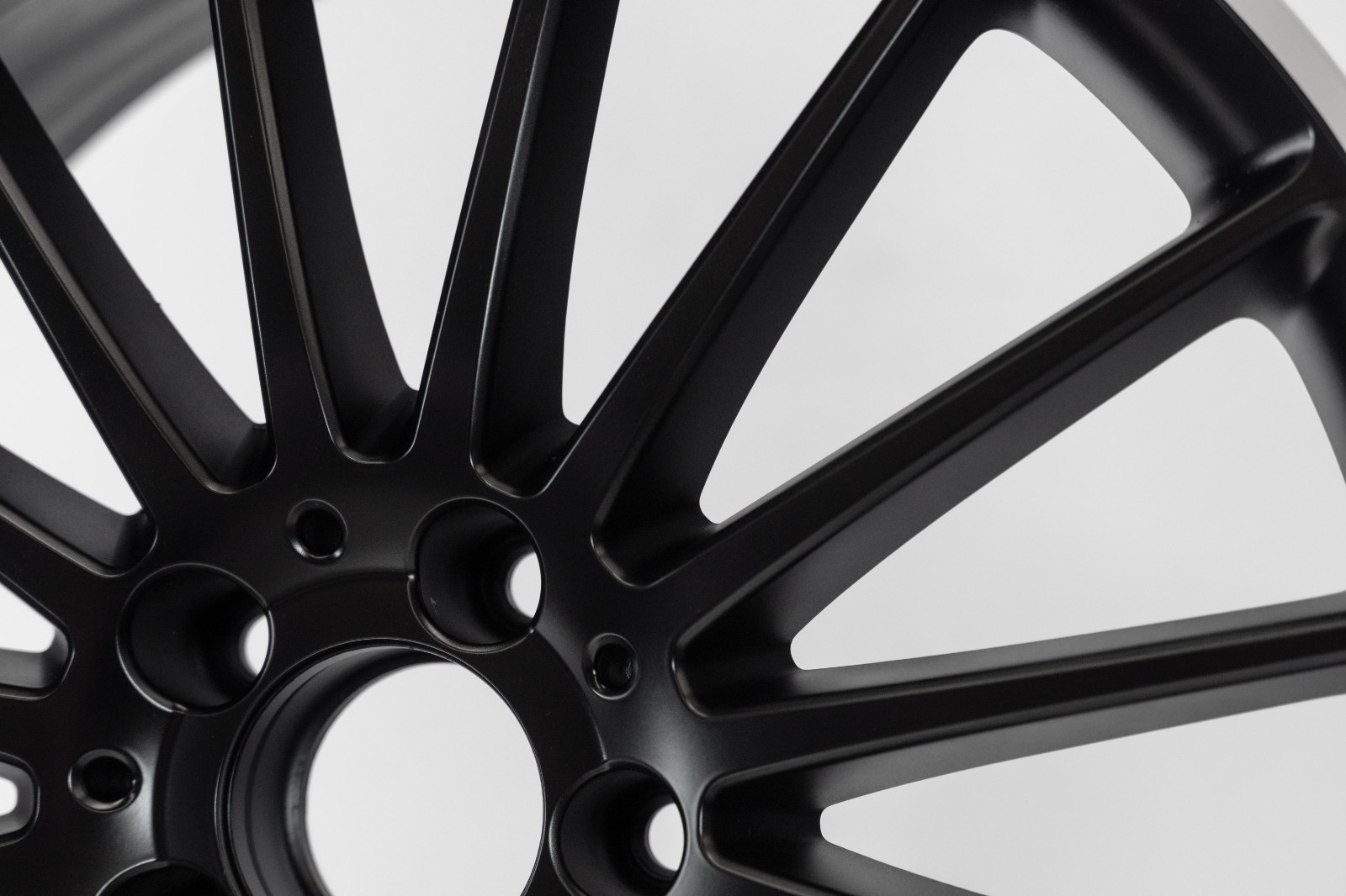 Mercedes C63 AMG 19" inch Rear rim OEM 2008-2015 Genuine Affalterbach wheel - Image 7