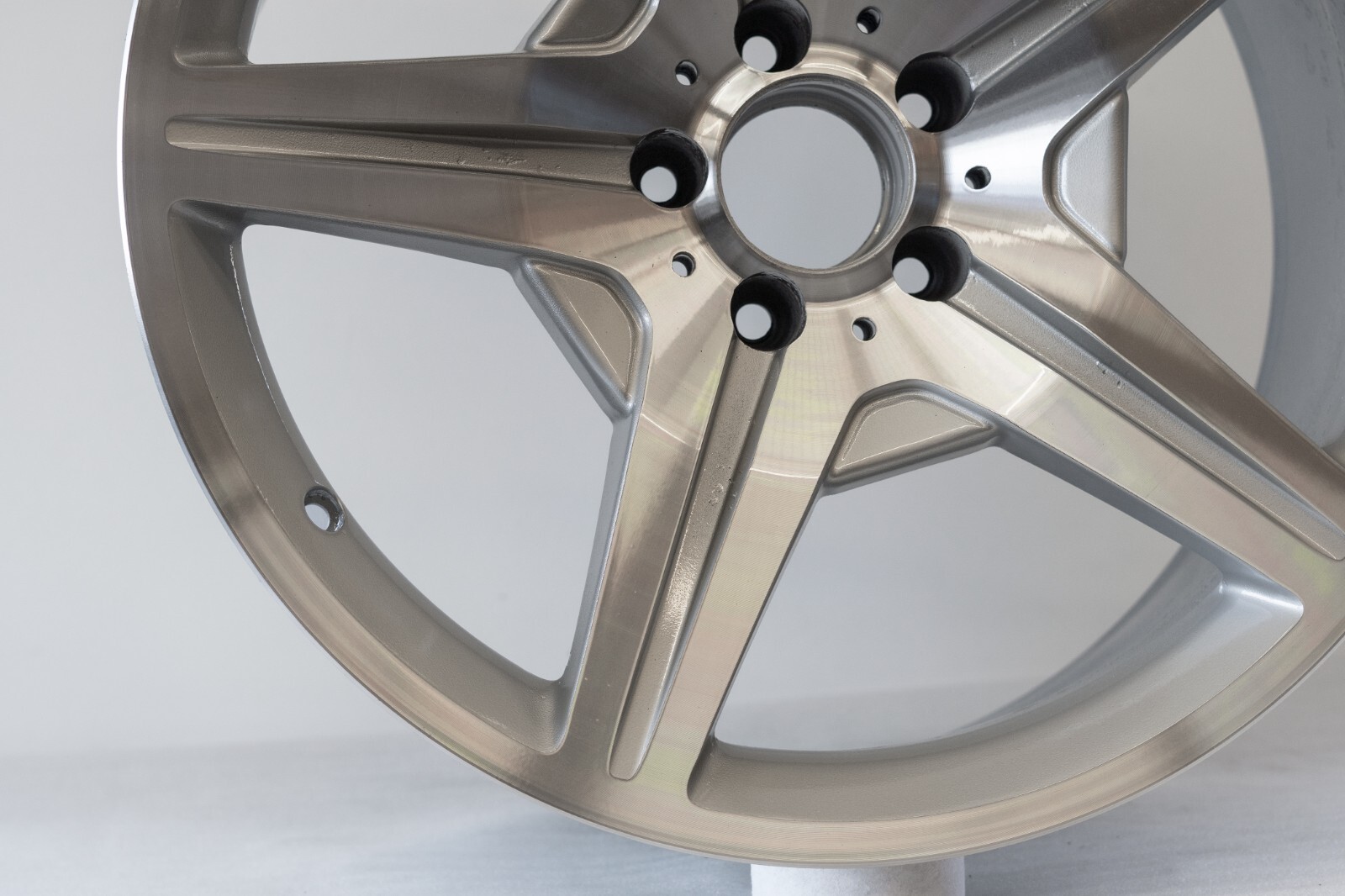 Mercedes CLS550 19" inch Rear Rim OEM 2007 2008 2009 2010 2011 Genuine AMG Wheel - Image 5