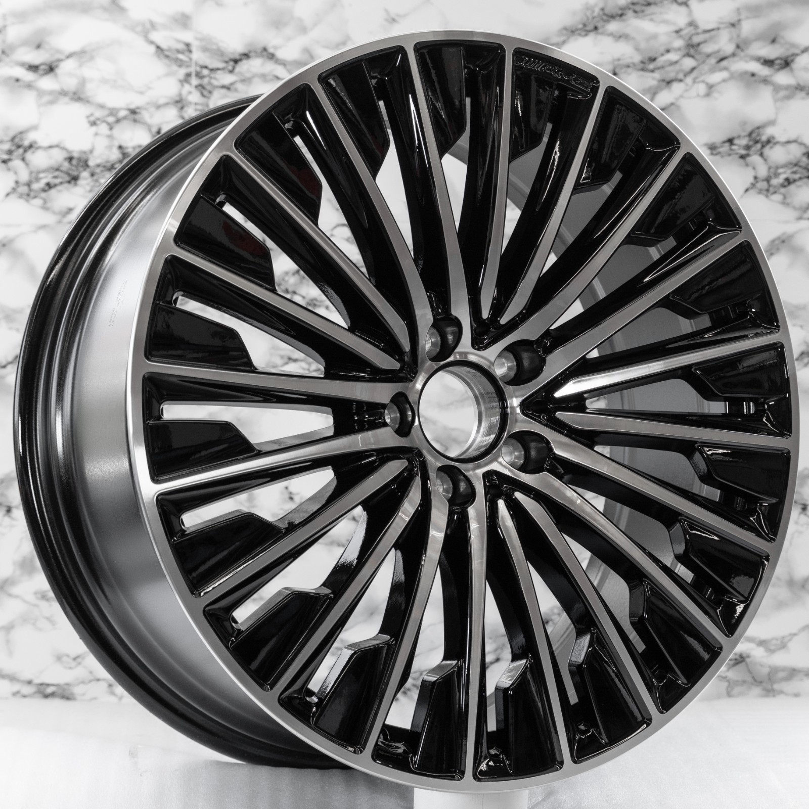 Mercedes CLE300 CLE450 19" inch Rear rim OEM 2024-2026 Genuine AMG Wheel - Image 16