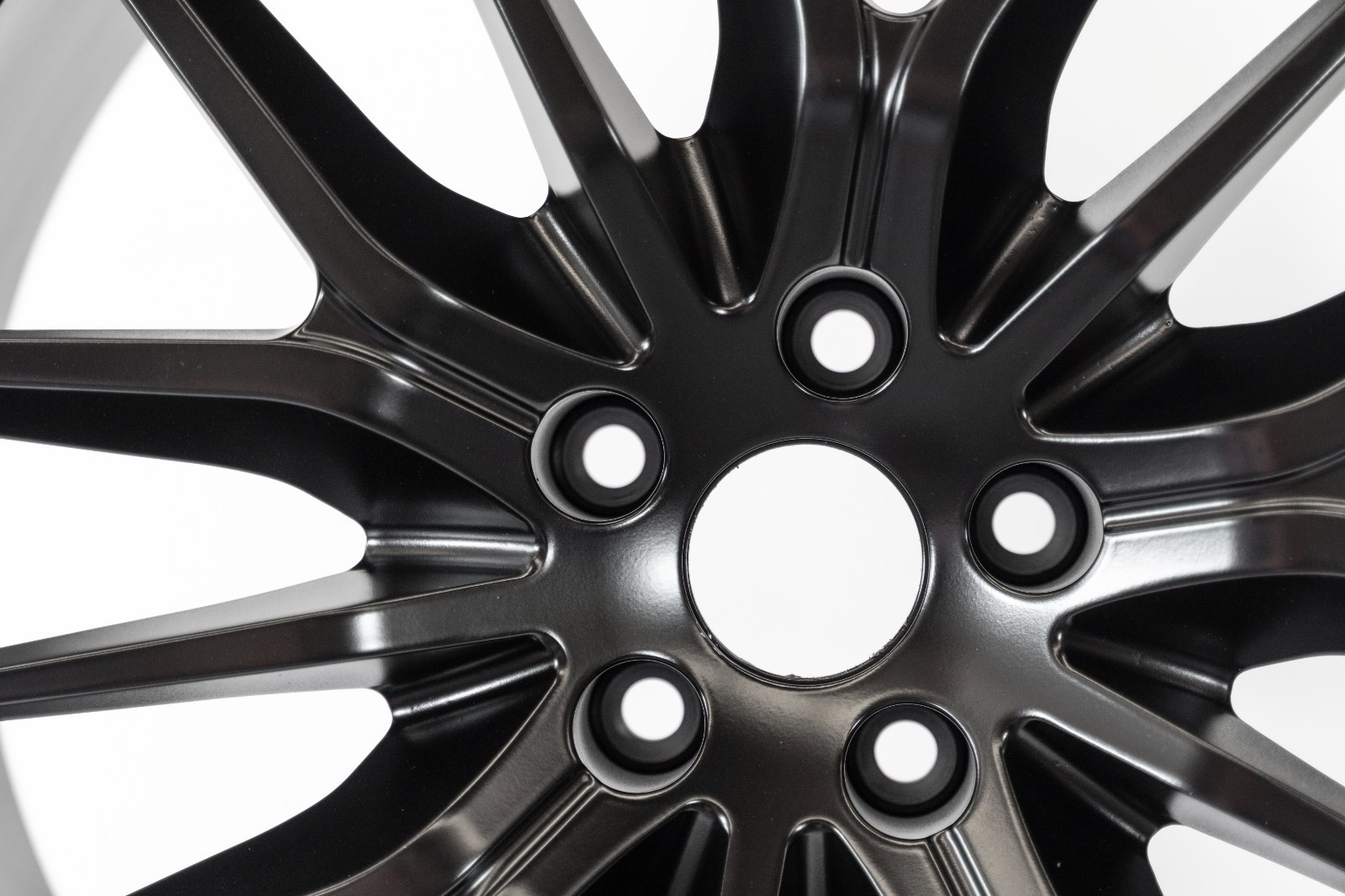 Maserati Ghibli Quattroporte GTS 21" inch Rear Rim OEM 2014-2023 Genuine Wheel - Image 9