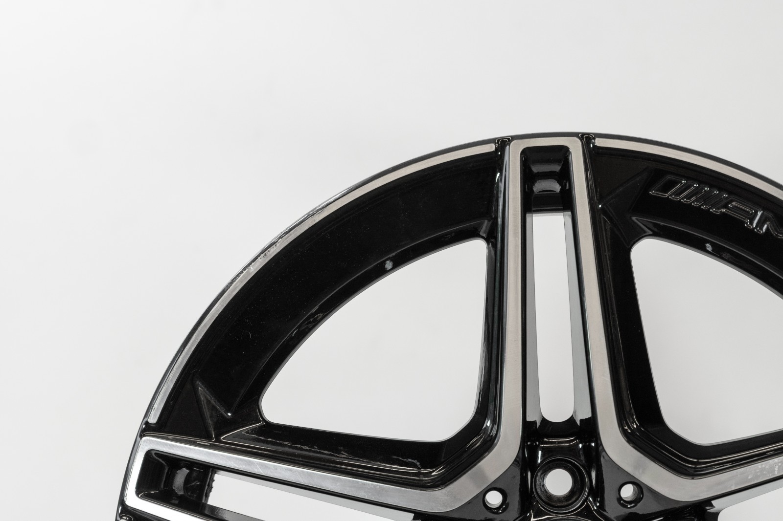 Mercedes Benz C300 18" inch Front rim OEM 2016-2022 Genuine Original AMG wheel – Image 3