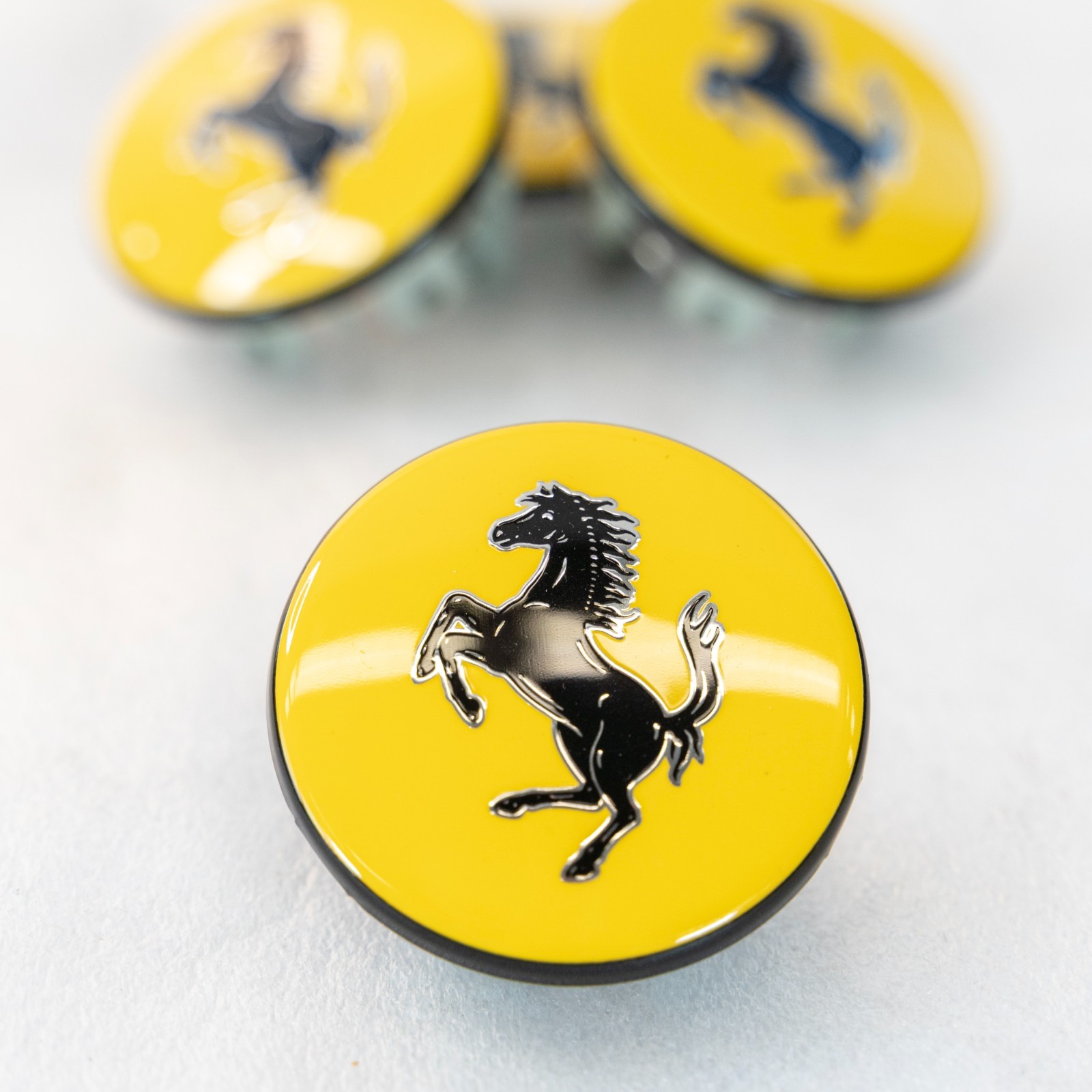Ferrari Center cap OEM Genuine Yellow with black Prancing Horse 340066 Set of 4 – Image 17