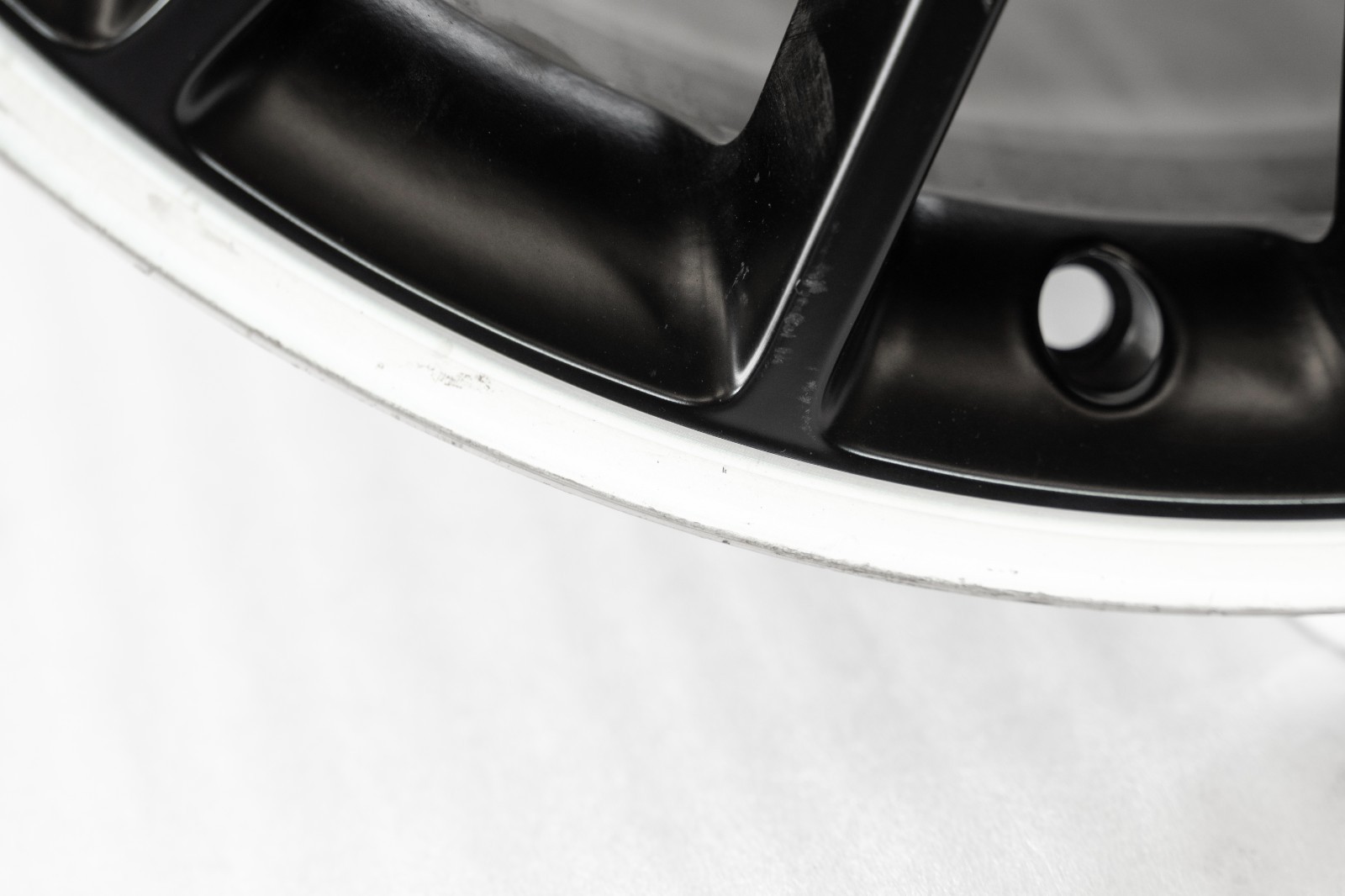 Mercedes C63 AMG 19" inch Rear rim OEM 2008-2015 Genuine Affalterbach wheel - Image 16