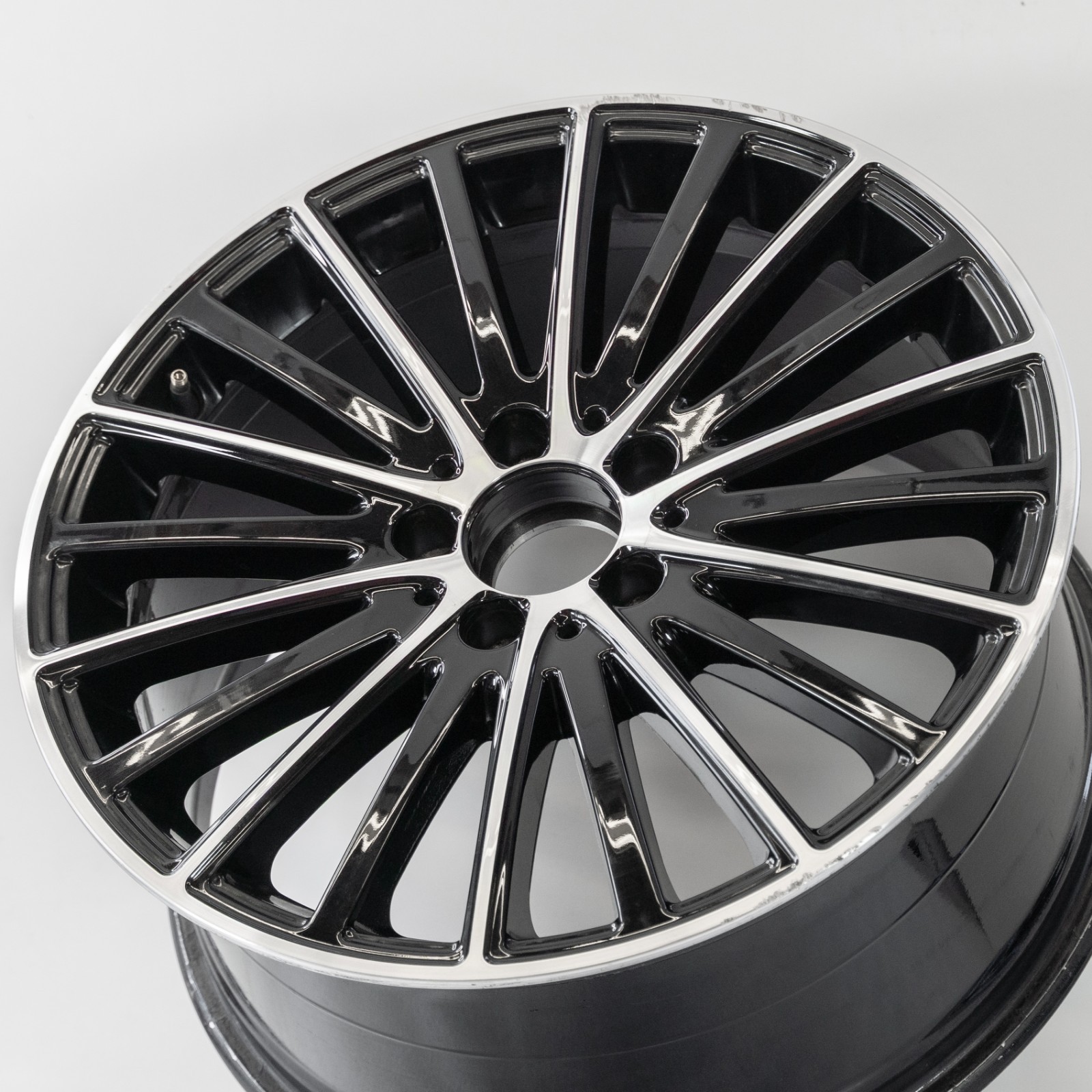 Mercedes C300 C400 18" inch rear rim OEM 2017 2018 2019 2020 2021 Original wheel