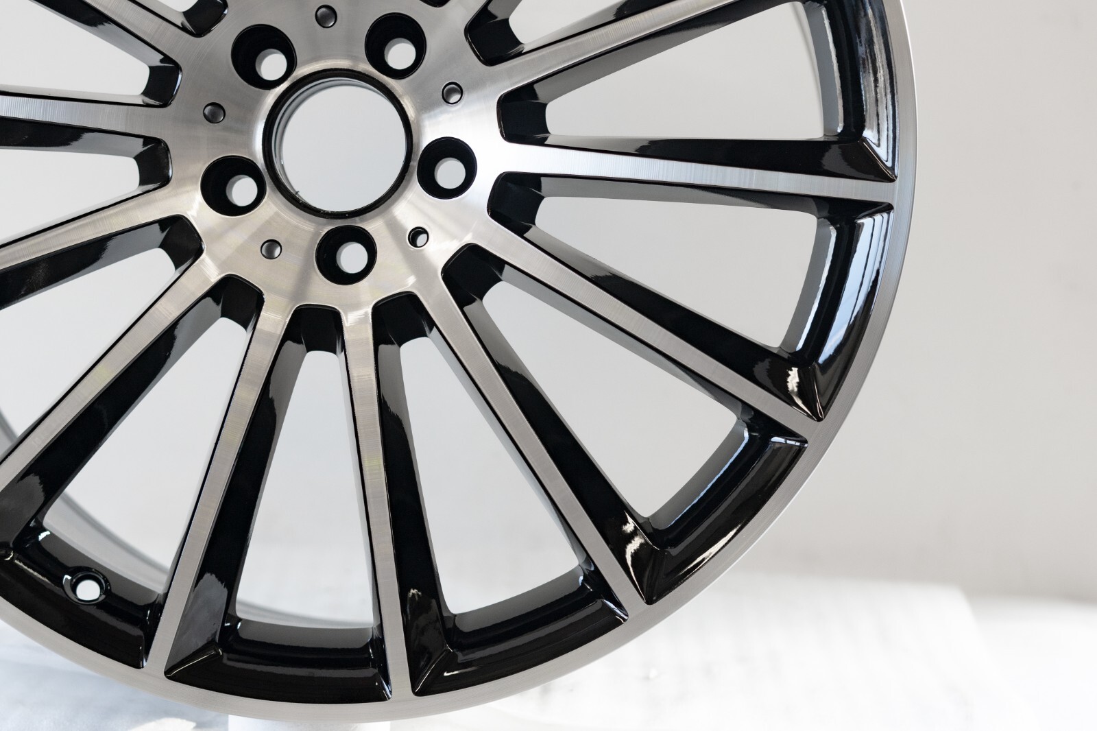 Mercedes GLC43 AMG 20" inch Rear rim OEM 2016 2017 2018 2019 Genuine Wheel - Image 5
