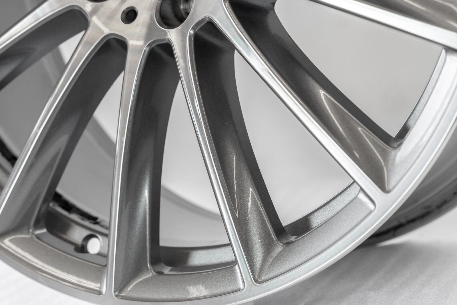 Mercedes S500 S580 20" inch Front rim OEM 2022-2025 Genuine Original AMG wheel – Image 9