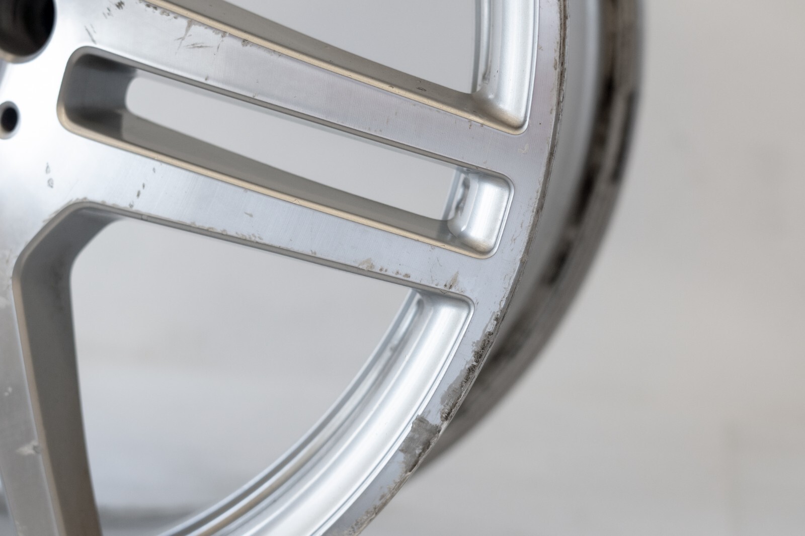 Mercedes E350 E550 Coupe 18" inch Rear rim OEM 2010 2011 2012 2013 Genuine Wheel - Image 12