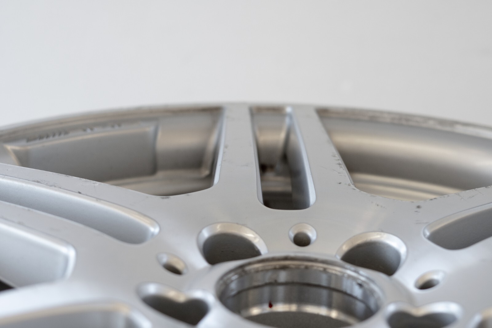 Mercedes E350 E550 Coupe 18" inch Rear rim OEM 2010 2011 2012 2013 Genuine Wheel - Image 17