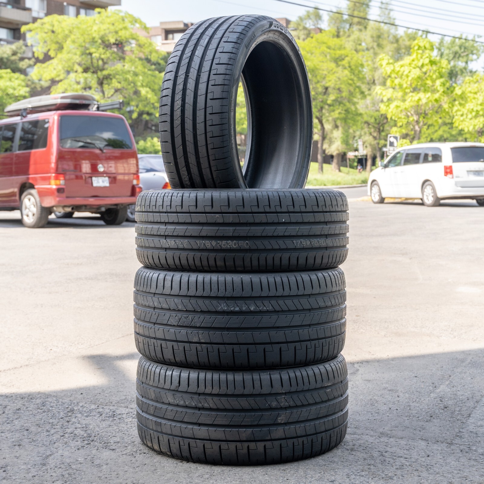 245/35ZR21 96Y 285/30ZR21 100Y Pirelli PZERO PZ4 MGT Summer Tire Set NEW TAKEOFF
