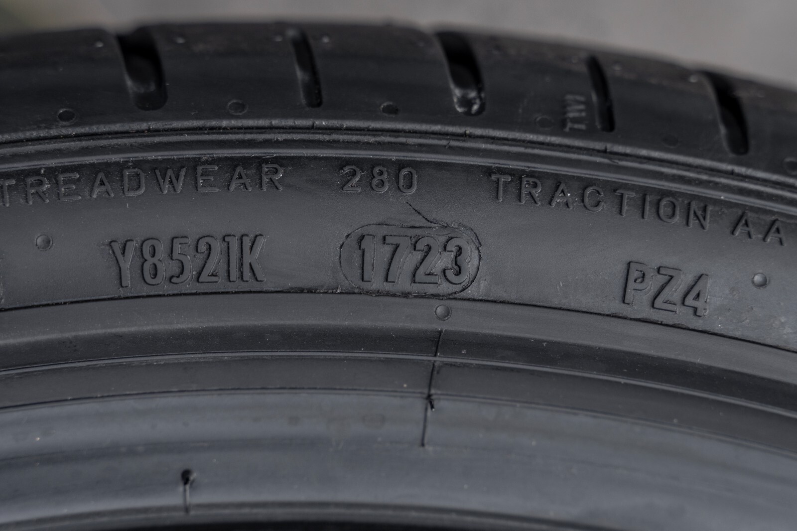 245/35ZR21 96Y 285/30ZR21 100Y Pirelli PZERO PZ4 MGT Summer Tire Set NEW TAKEOFF - Image 17
