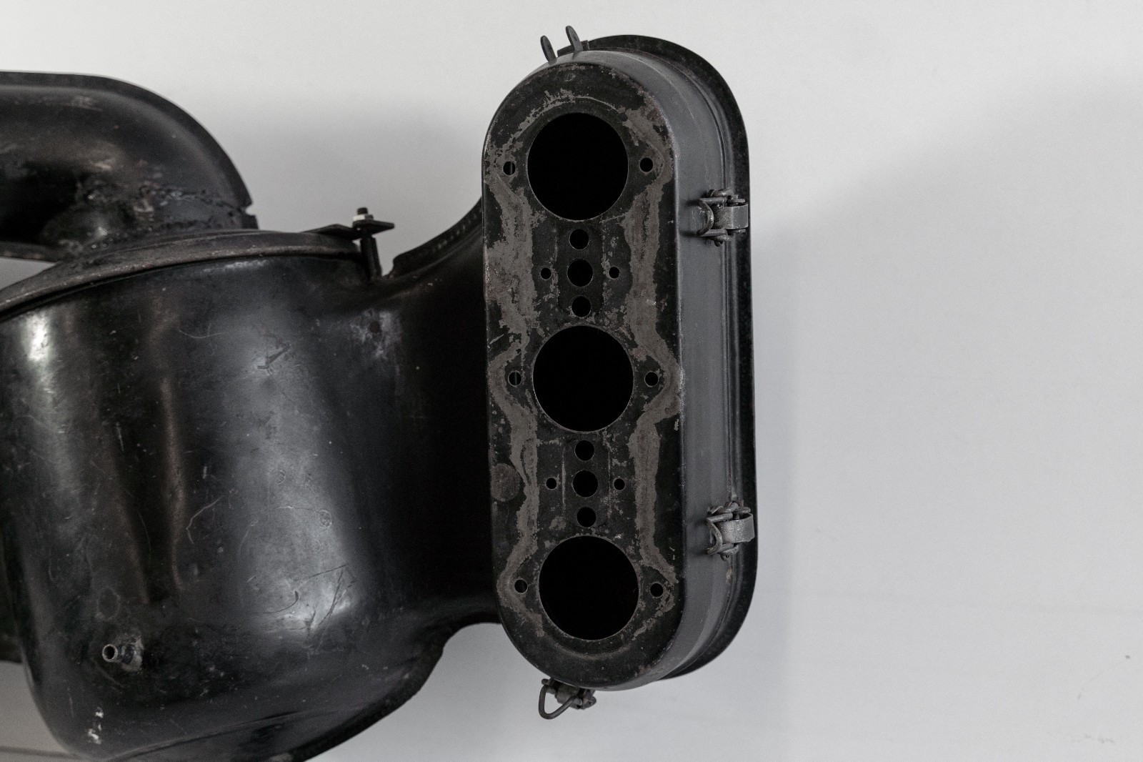 Porsche Carrera 911 914 OEM 1965-1972 Engine air filter housing box 91110800102 - Image 5