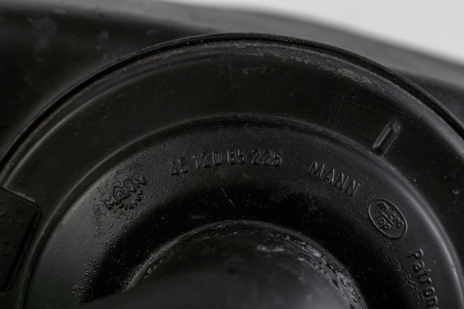 Porsche Carrera 911 914 OEM 1965-1972 Engine air filter housing box 91110800102 - Image 10