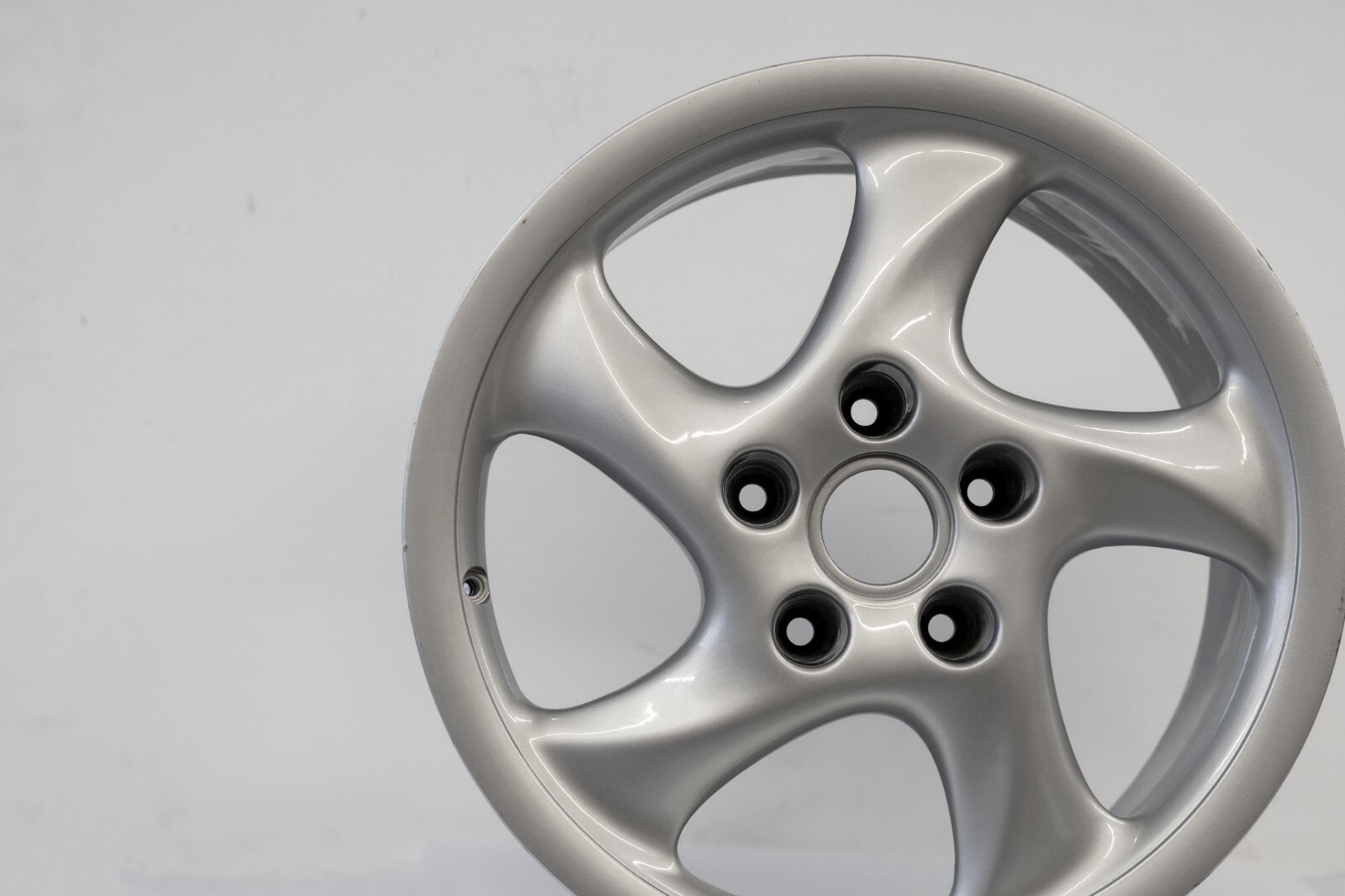 Porsche 986 Boxster 18" Rear rim OEM 1999 2000 2001 2002 2003 2004 Hollow Wheel - Image 4