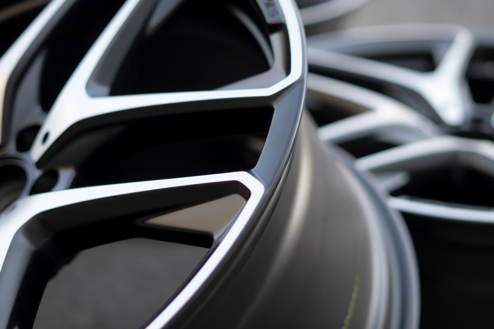 Mercedes GLE450 GLE53 AMG 21" inch rim OEM 2020-2026 Genuine Original Wheel SET – Image 6