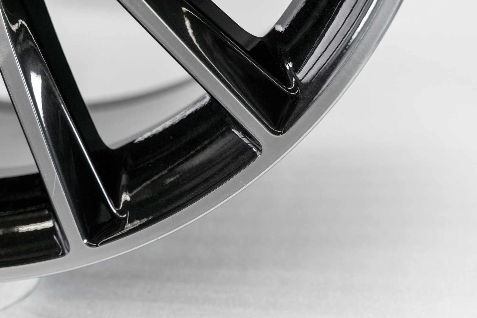 Mercedes CLS400 CLS550 SL400 SL550 19" inch Rear rim OEM 2014-2019 AMG wheel – Image 9