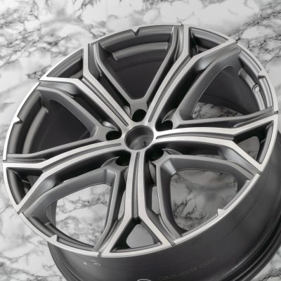 Maserati Levante 21" inch Rear Rim 2017-2024 Genuine Original Helios Wheel