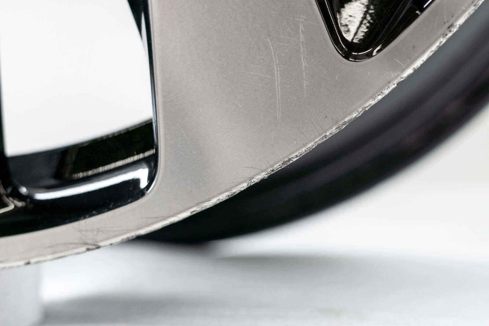 Bentley Flying Spur 22" inch Front rim OEM 2020 2021 2022 2023 Genuine Wheel - Image 12