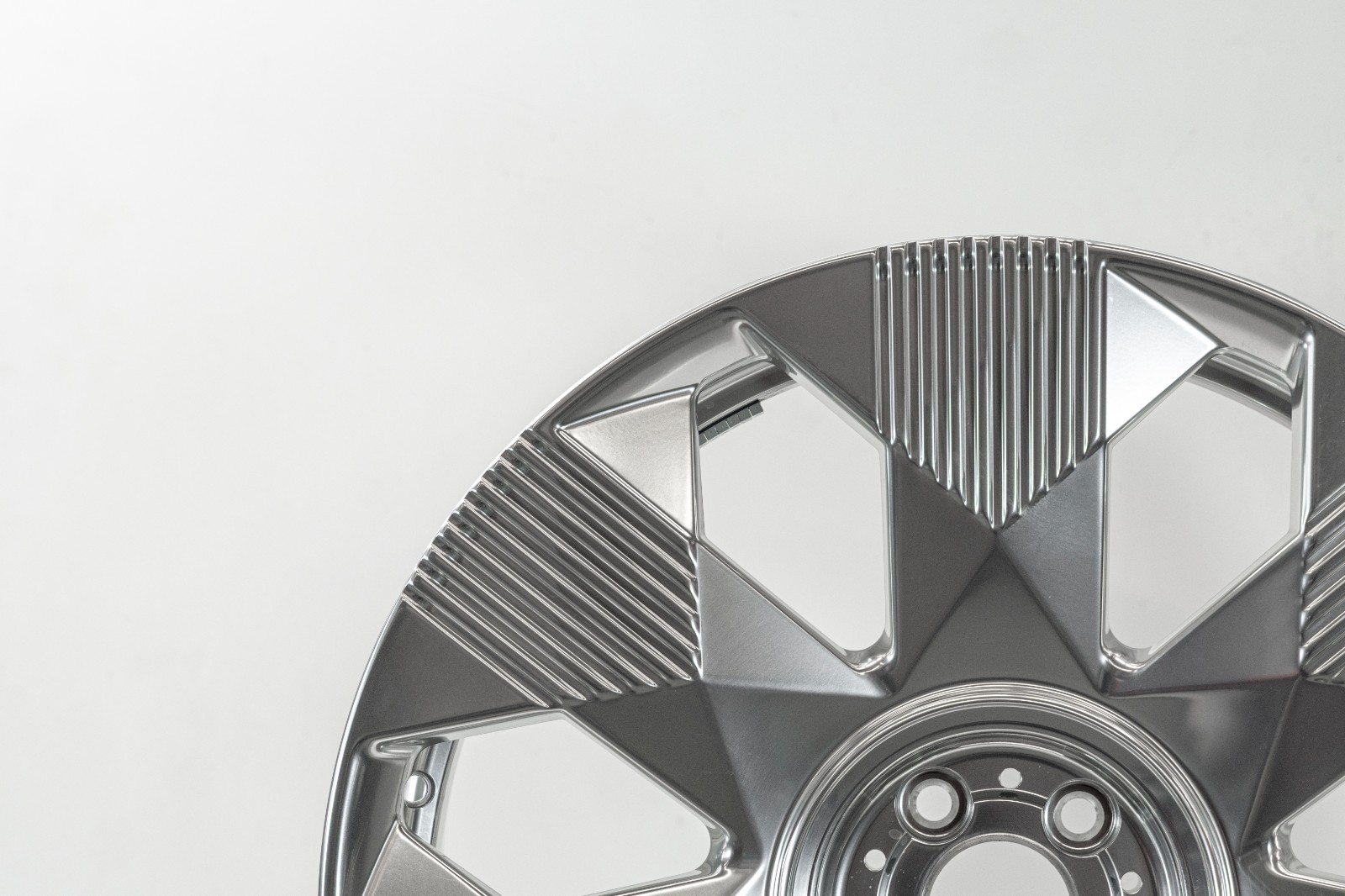 Rolls Royce Phantom 22" inch Rear Rim OEM 2023-2026 Genuine Original 924 Wheel - Image 3