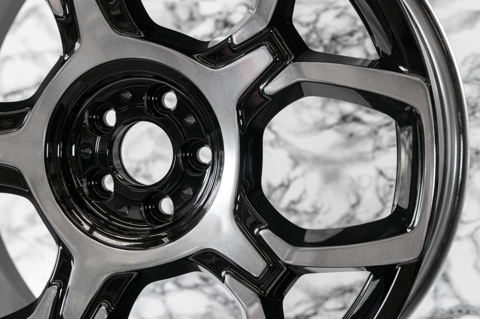 Rolls Royce Cullinan 22" inch Front Rim OEM 2018-2025 Genuine Black Badge Wheel - Image 7