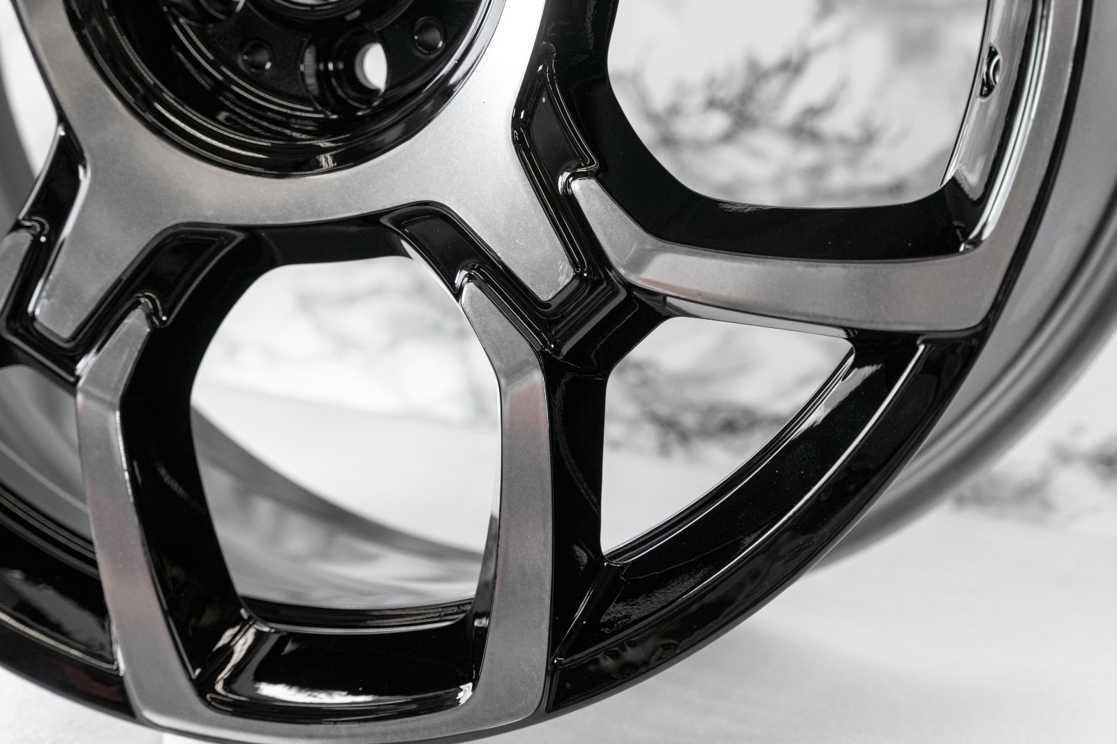 Rolls Royce Cullinan 22" inch Rear Rim OEM 2018-2025 Genuine Black Badge Wheel - Image 8