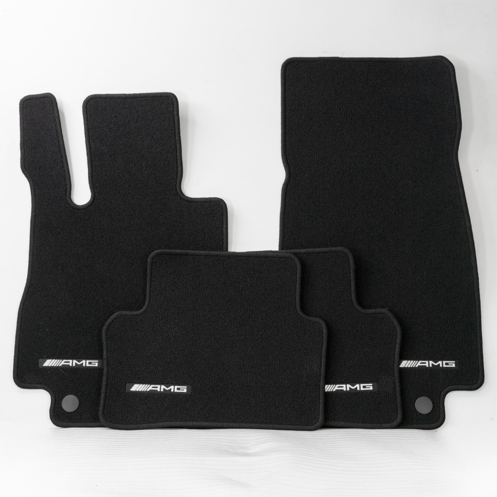 Mercedes E300 E350 E43 E53 CLS53 AMG Floor Mat set Velour Carpet Genuine OEM – Image 2