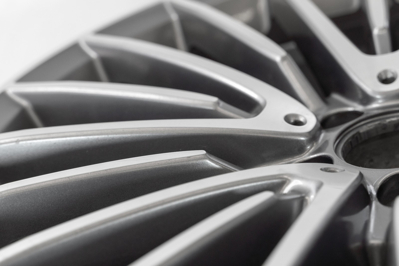 Mercedes S500 S580 21" inch Rear rim OEM 2022-2026 Genuine Original AMG wheel - Image 16