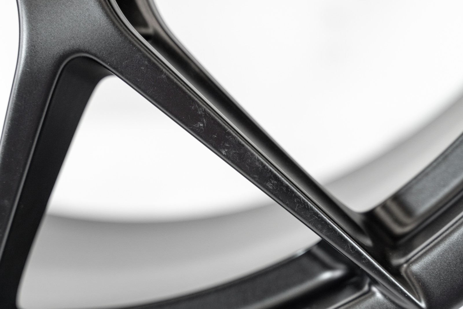 Porsche Carrera 911 S/T GT3 20" inch Front Rim Genuine Weissach Magnesium Wheel - Image 13