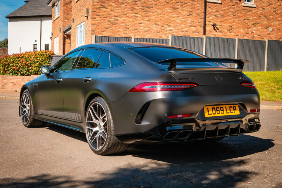 Mercedes AMG GT63 21