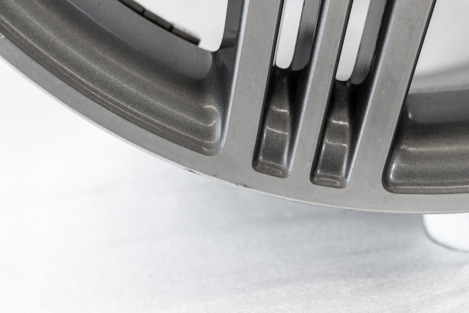 Mercedes CLS55 CLS63 AMG 19" inch Front rim OEM 2004-2010 Genuine Original Wheel - Image 12