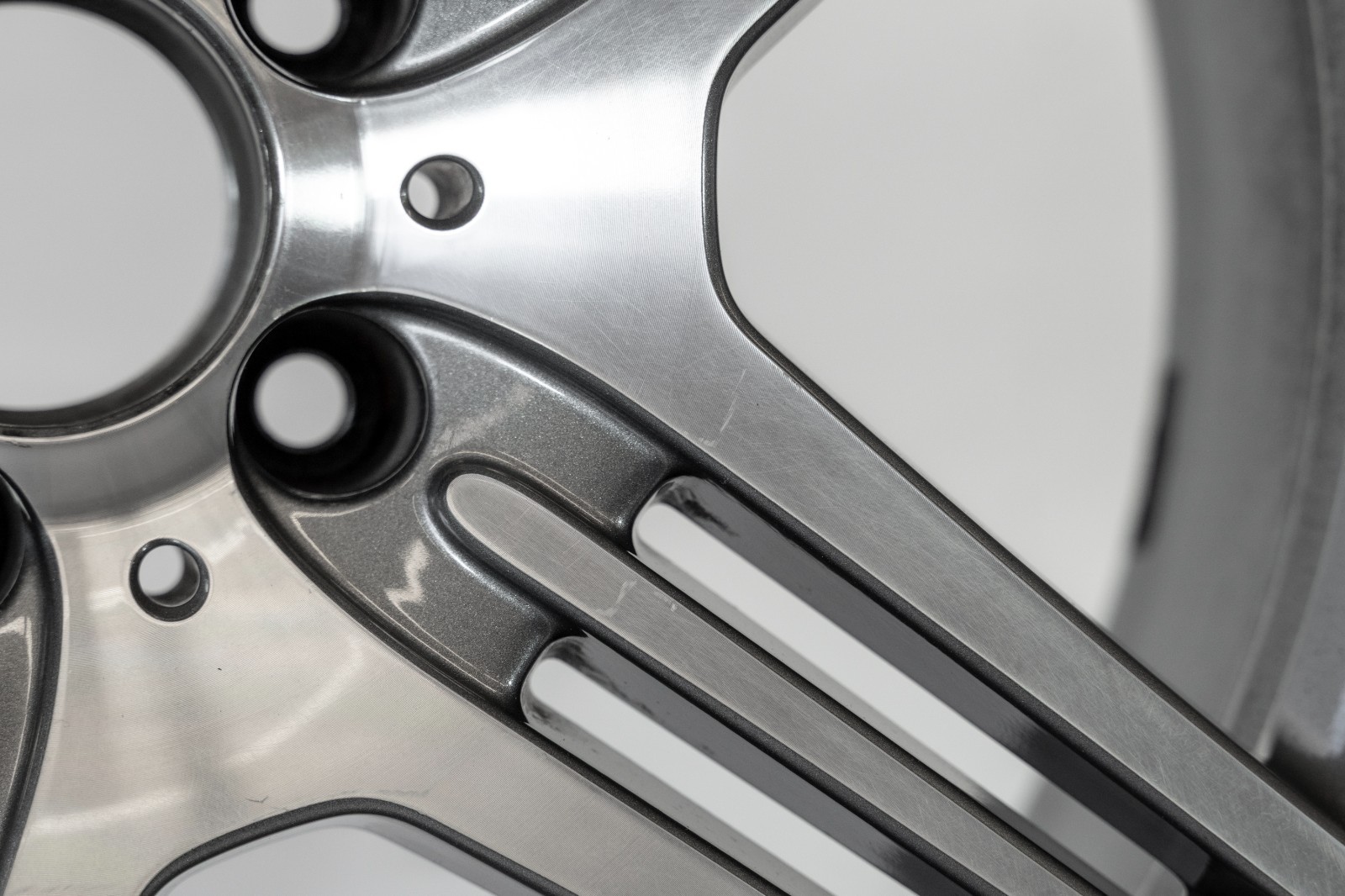 Mercedes CLS55 CLS63 AMG 19" inch Front rim OEM 2004-2010 Genuine Original Wheel - Image 13