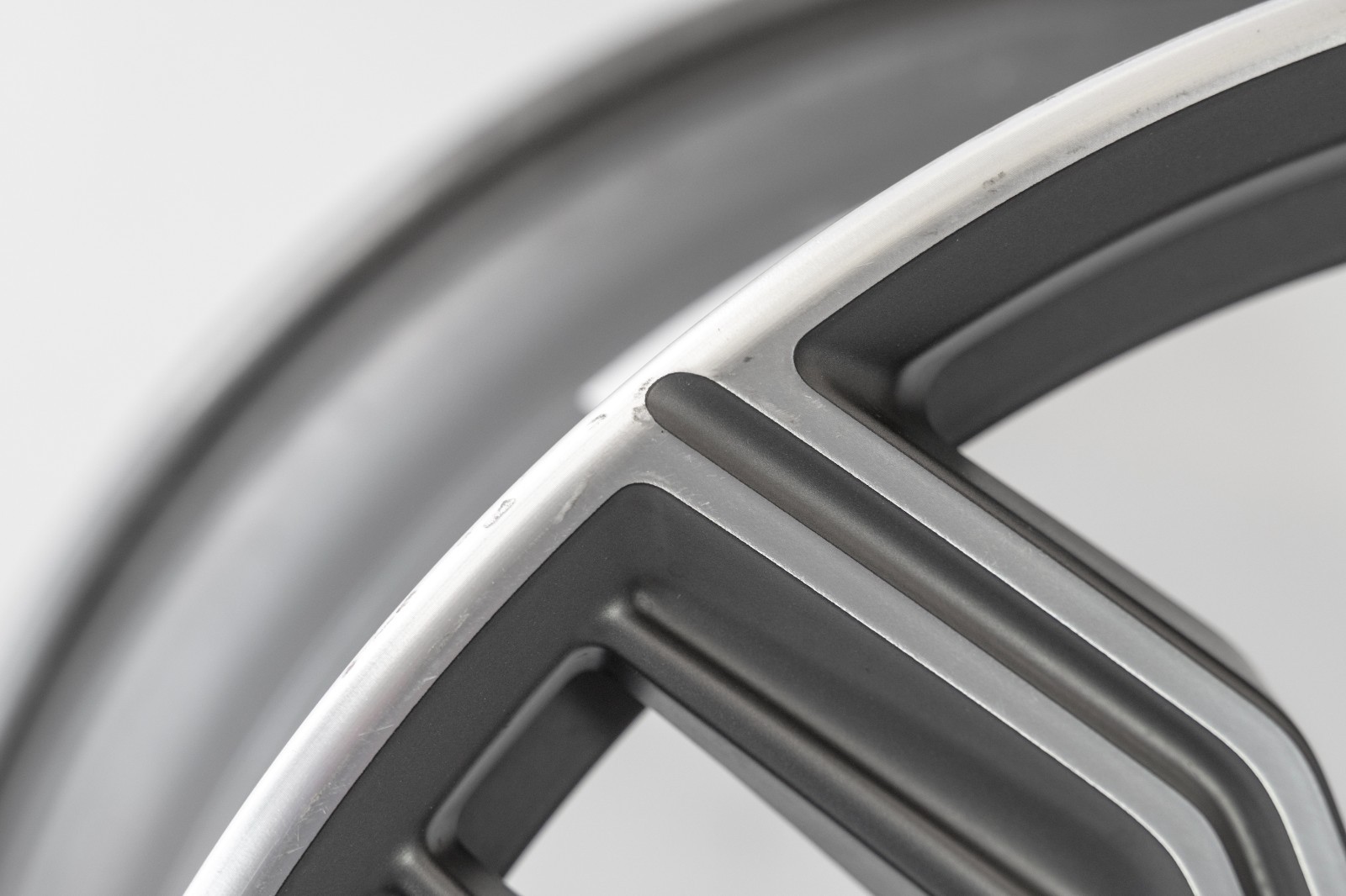 BMW 750i M760i 20" inch Rear rim OEM 2015-2022 Genuine Original 760M Wheel - Image 13