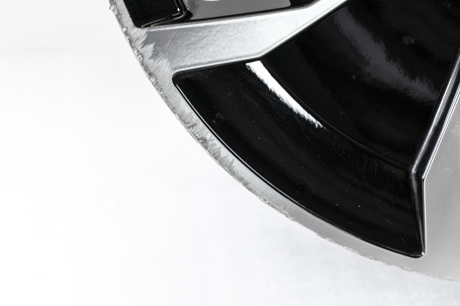 Porsche Taycan 20" inch Rear Rim OEM 2020-2026 Genuine Turbo Aero Design Wheel - Image 14