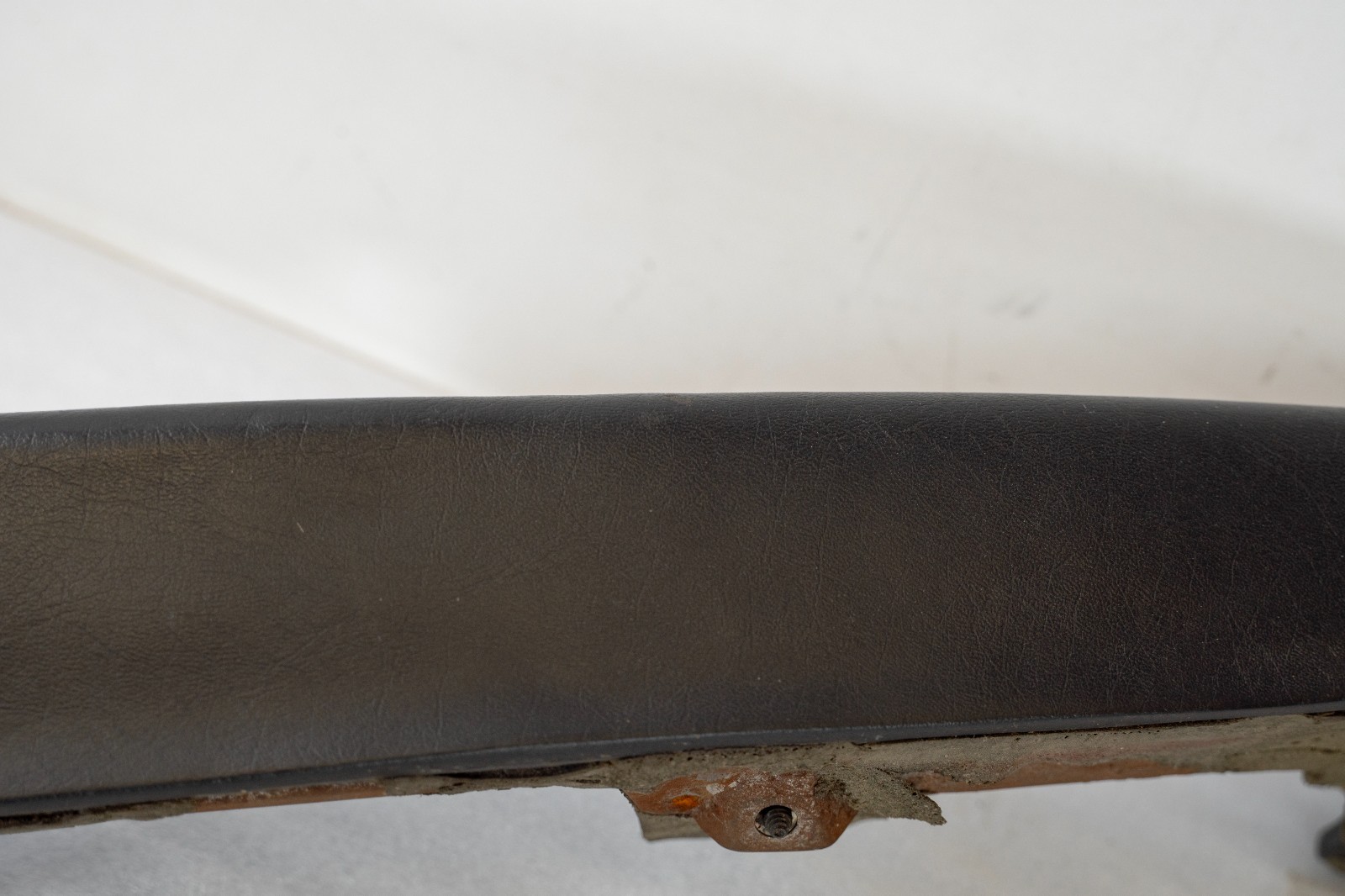 Porsche Carrera 911 Left Driver Door mounted armrest OEM 1969-1973 Genuine LHD – Image 13