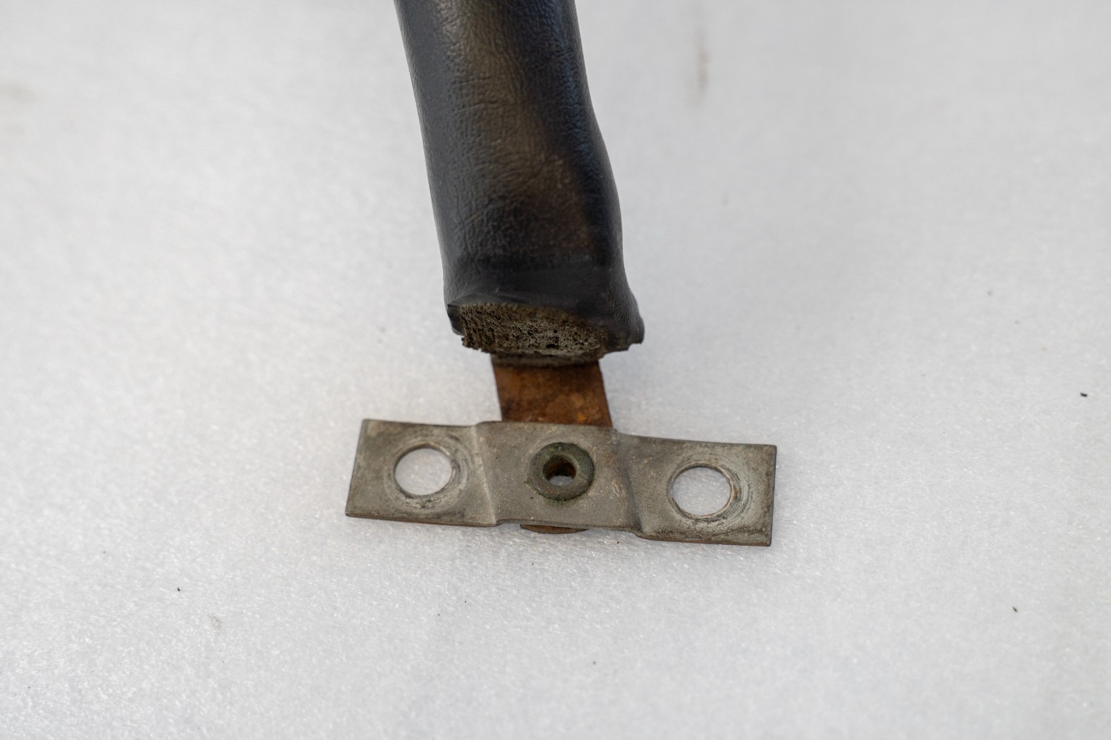Porsche Carrera 911 Right Passenger Door mounted armrest OEM 1969-1973 Genuine – Image 14