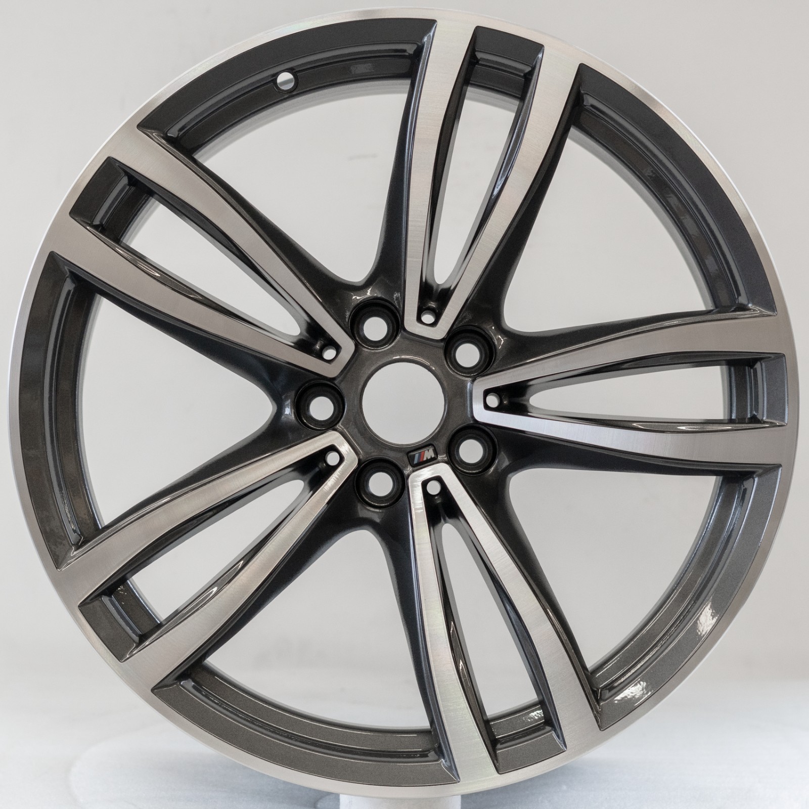 BMW 640i GT 740i 750i 19" inch Front Rim OEM 2015-2022 Genuine Style 647M Wheel - Image 2