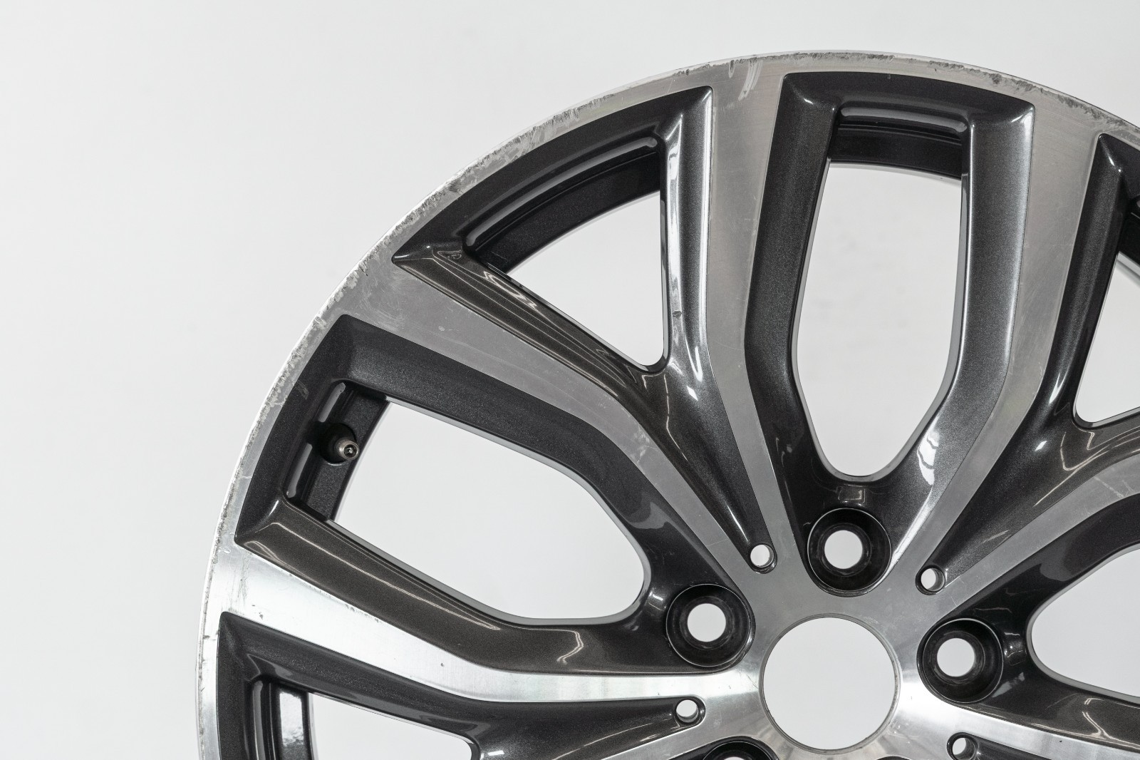 BMW X1 X2 19" inch rim OEM 2015-2023 Genuine Original Style 511 Wheel - Image 3
