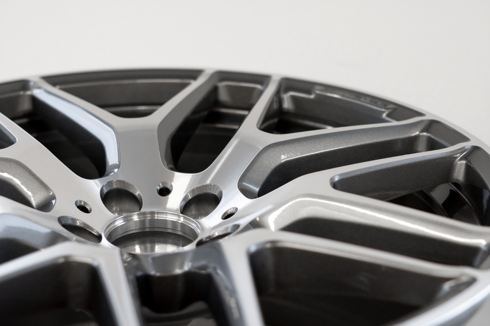 Mercedes GLE63 GLE63s Coupe 22" inch rim OEM 2016-2019 Genuine AMG wheel Set NEW - Image 10