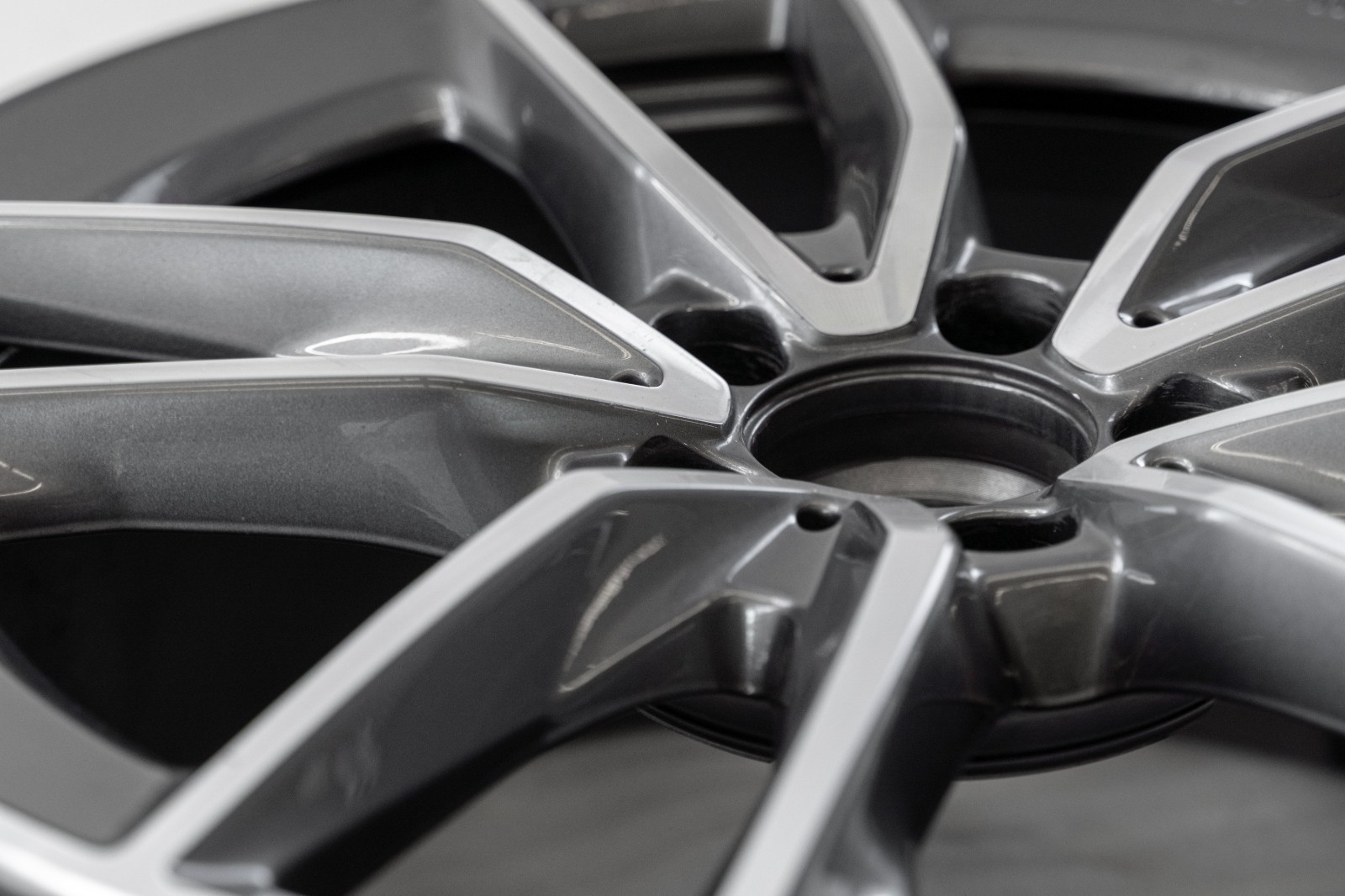 Mercedes C43 AMG 19" inch Rear rim OEM 2017-2022 Genuine Original Wheel - Image 19