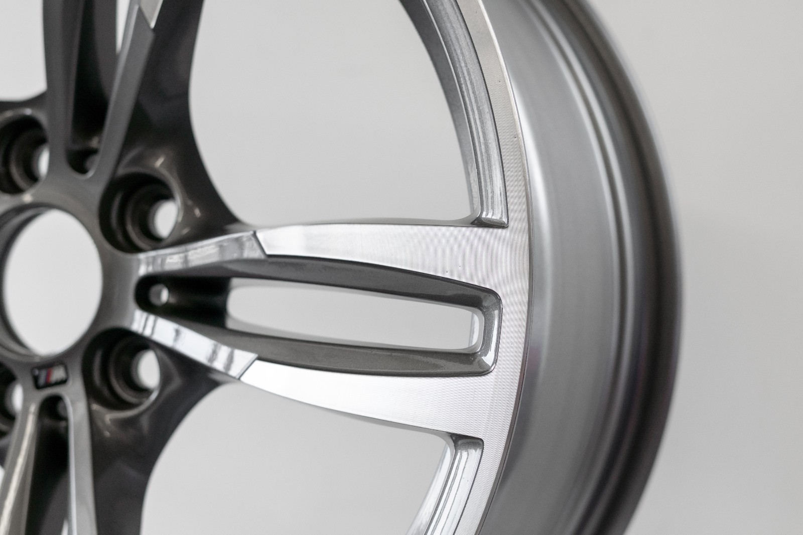 BMW M2 M3 M4 19" inch Front rim OEM 2014-2018 Genuine Original 437M Forged wheel - Image 6