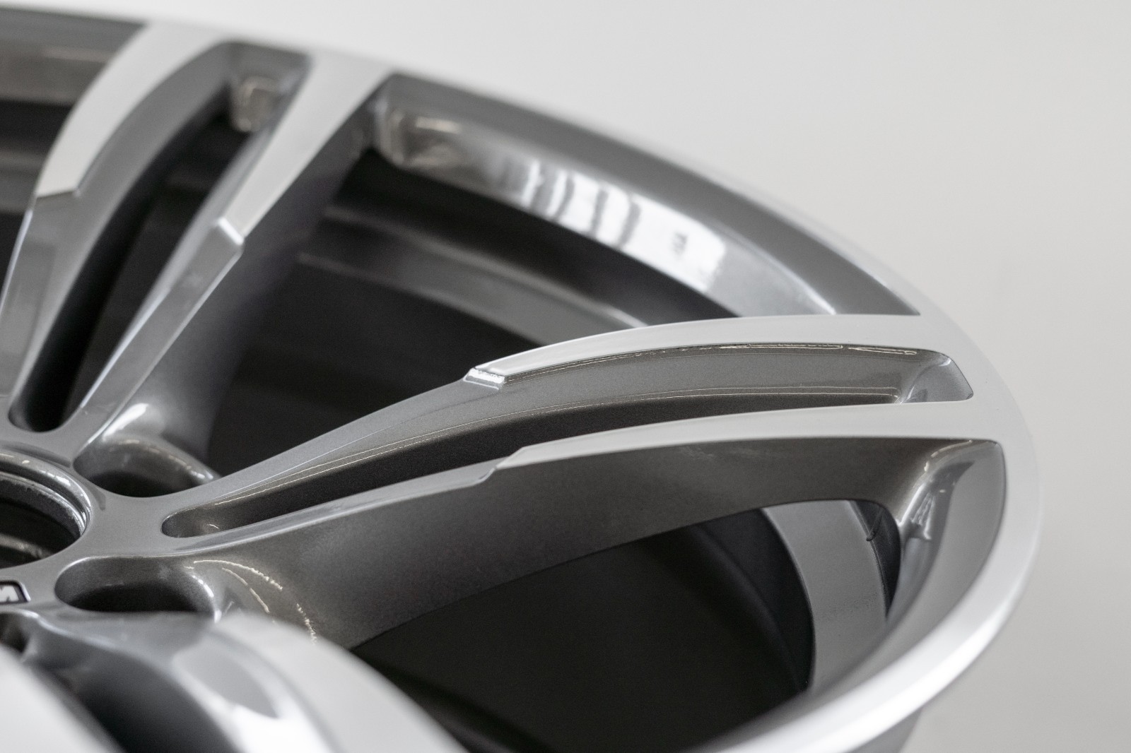 BMW M2 M3 M4 19" inch Front rim OEM 2014-2018 Genuine Original 437M Forged wheel - Image 11