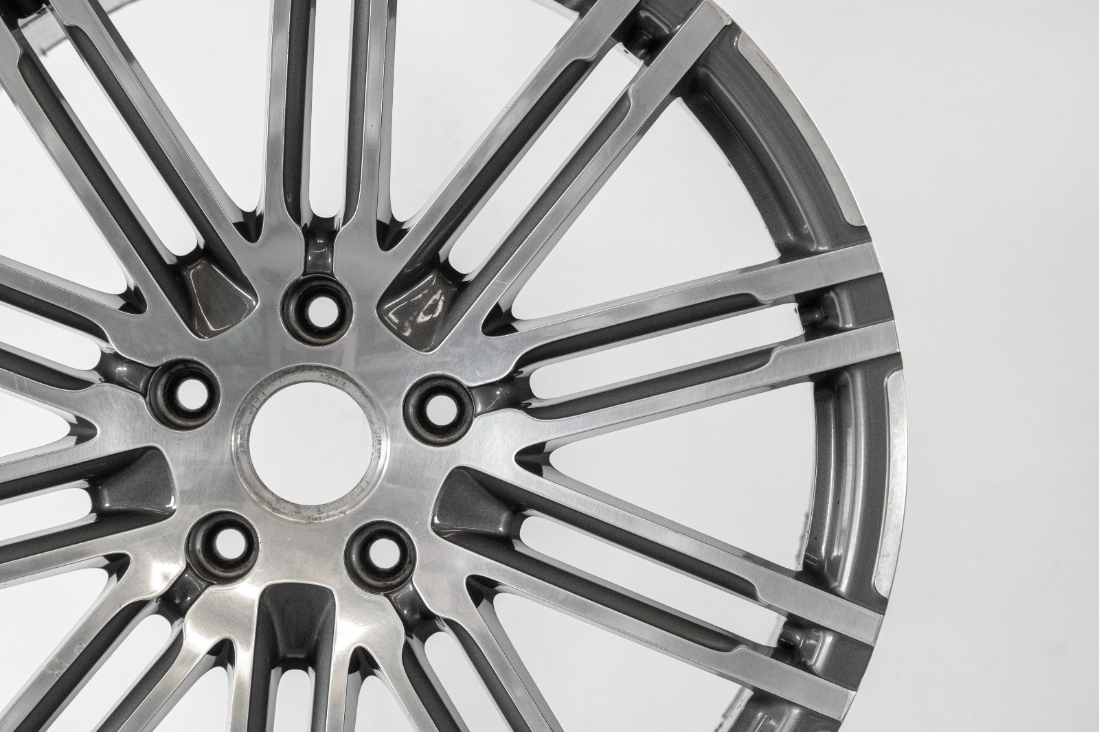 Porsche Cayenne 21" inch rim OEM 2010-2017 Genuine Original Turbo III Wheel - Image 4
