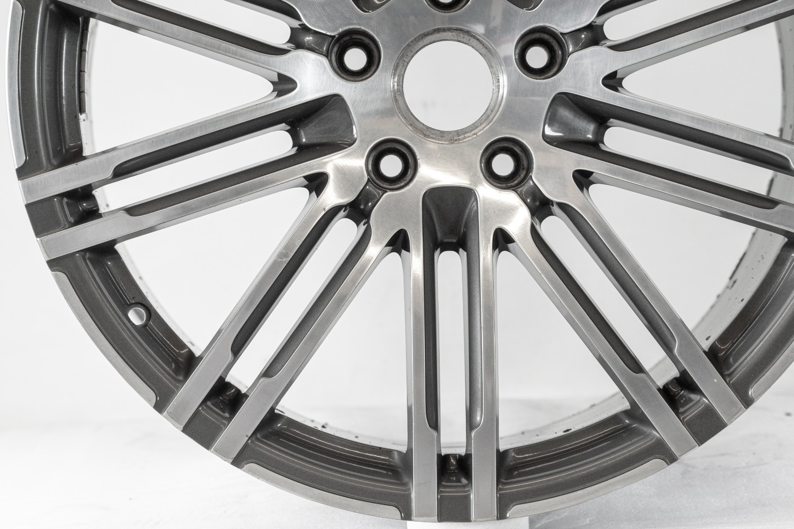 Porsche Cayenne 21" inch rim OEM 2010-2017 Genuine Original Turbo III Wheel - Image 5