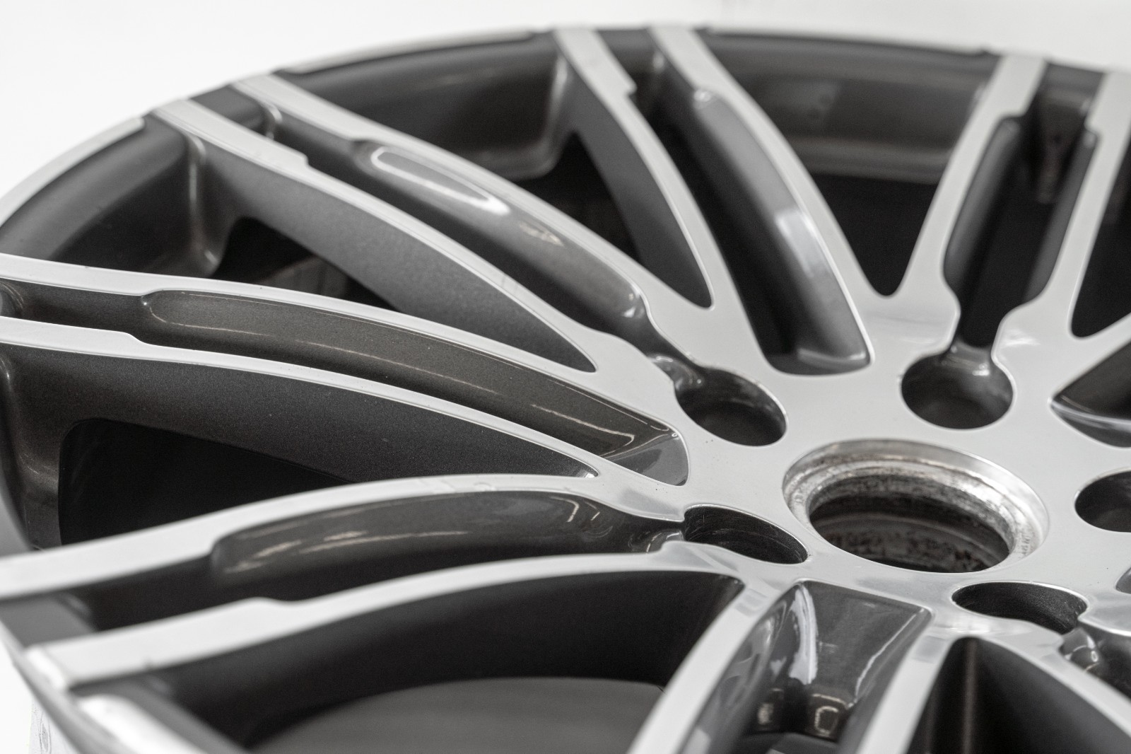 Porsche Cayenne 21" inch rim OEM 2010-2017 Genuine Original Turbo III Wheel - Image 19