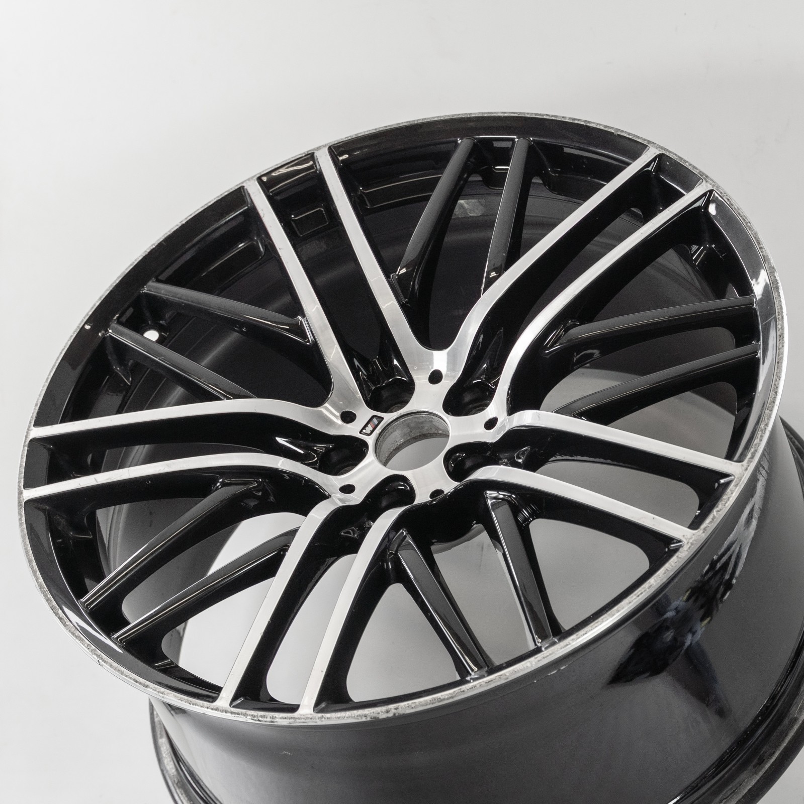BMW 740i 750i 21" inch Rear rim OEM 2016-2020 Genuine Original Style 650M Wheel