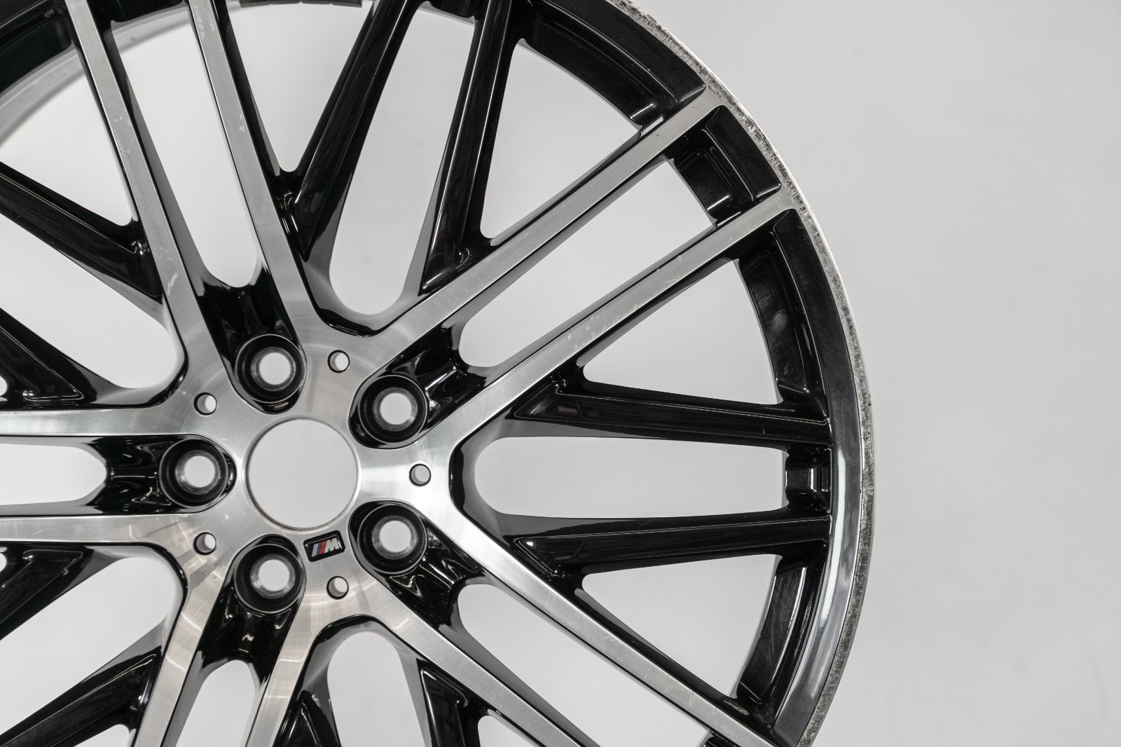 BMW 740i 750i 21" inch Rear rim OEM 2016-2020 Genuine Original Style 650M Wheel - Image 4